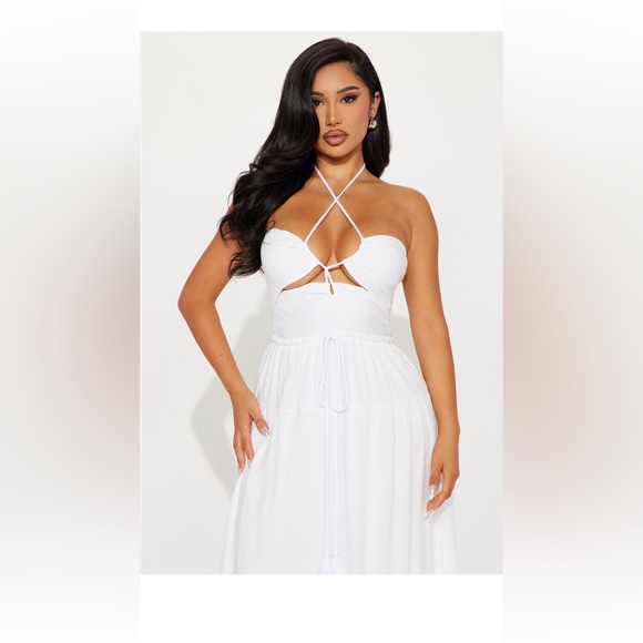Cutout maxi dress in white - Picture 2 of 3